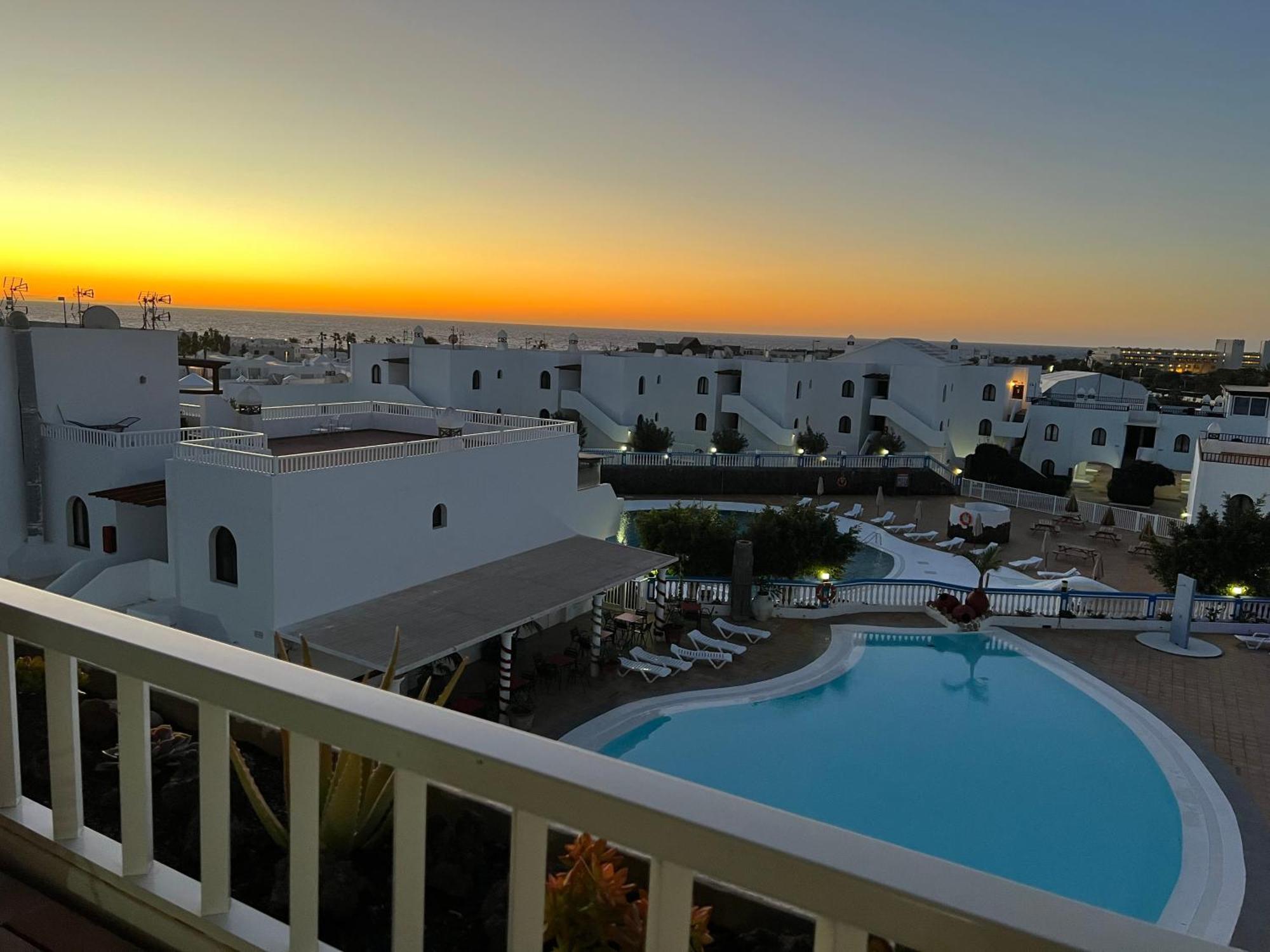 Appartement New Pools Wonderful Views Ac à Costa Teguise Extérieur photo